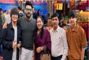 SOURAV JOSHI family with Kapil Sharma 